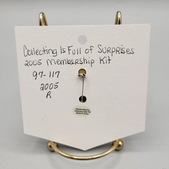 Charming Tails Lapel Pin Collecting Is Full Of Surprises Membership Kit 97/117 - Picture 3 of 4